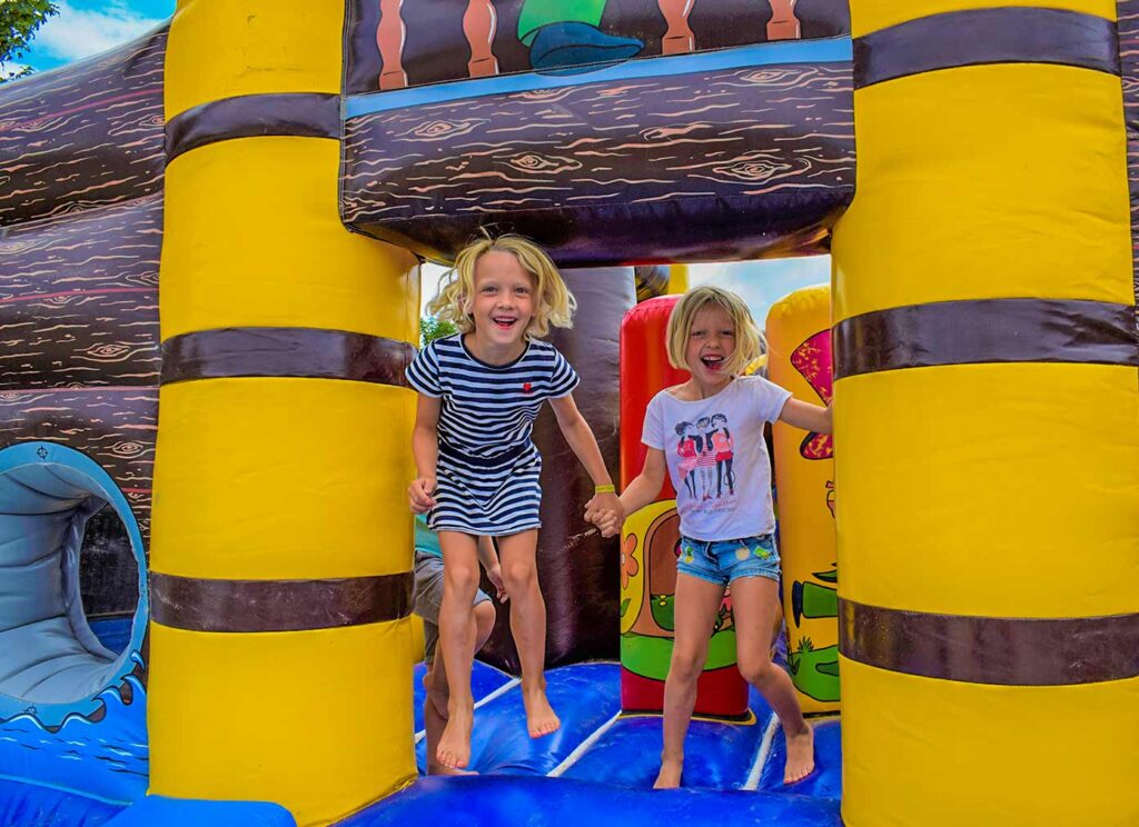 children's inflatable games finistere