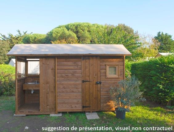 Premiumformule: standplaats 10A uitgerust met een Freecamp (hut met sanitair en open keuken)